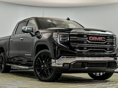 New 2026 GMC Sierra 1500 SLT w/ SLT Premium Package