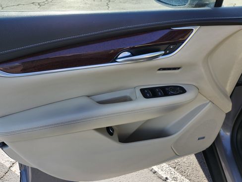Used 2018 Cadillac XT5 Luxury w/ LPO, Wheel Lock Package FWD image 27