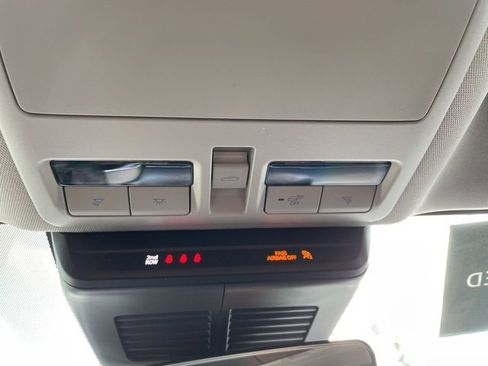 Used 2025 MAZDA CX-50 AWD 2.5 S w/ Weather Package image 25