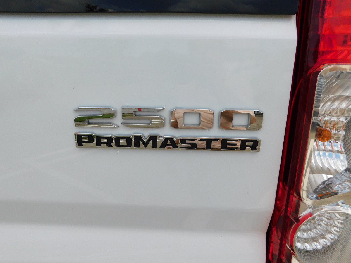 Used 2025 RAM ProMaster 2500 w/ U-Haul Equipment Group FWD image 10