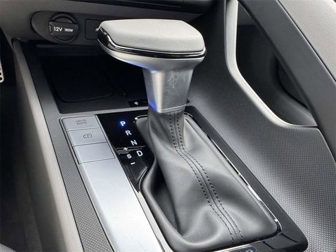 Certified 2025 Hyundai Elantra Sport w/ Cargo Package image 25