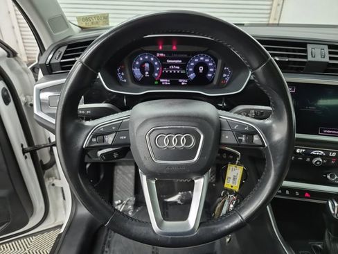Used 2019 Audi Q3 2.0T Premium image 26