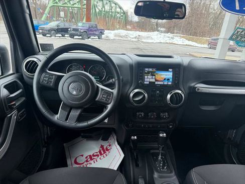 Certified 2017 Jeep Wrangler Unlimited Sahara w/ Connectivity Group image 12