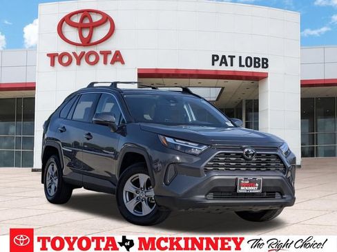 Used 2025 Toyota RAV4 XLE w/ Convenience Package FWD image 1