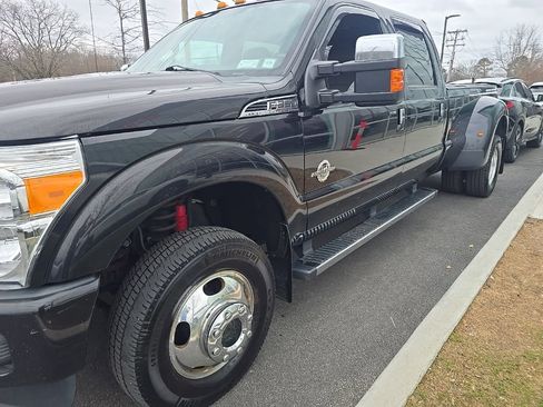 Used 2015 Ford F350 Platinum w/ FX4 Off-Road Package image 13