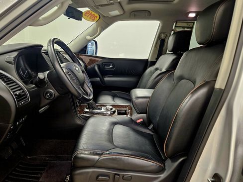 Used 2019 Nissan Armada Platinum w/ Captain's Chairs Package image 8
