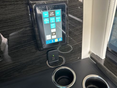 Used 2023 Mercedes-Benz Sprinter 3500 image 51