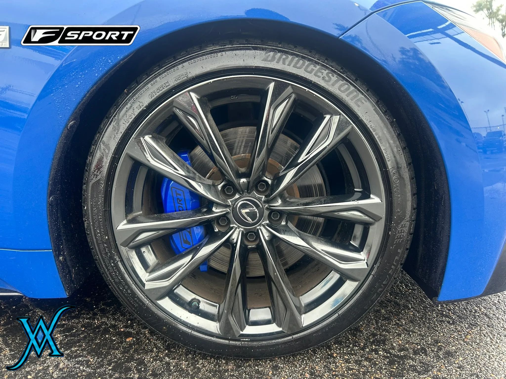 Used 2023 Lexus IS 350 F Sport w/ Memory Package AWD/4WD image 9