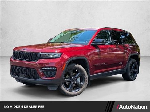 Used 2023 Jeep Grand Cherokee Limited w/ Luxury Tech Group II AWD/4WD image 1