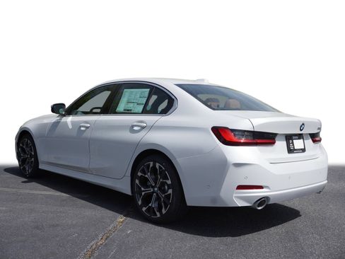 New 2025 BMW 330i Sedan w/ Convenience Package image 26
