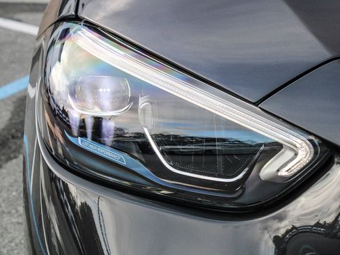 Certified 2025 Mercedes-Benz C 300 4MATIC Sedan image 4