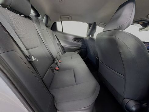 Used 2025 Toyota Prius LE FWD image 30