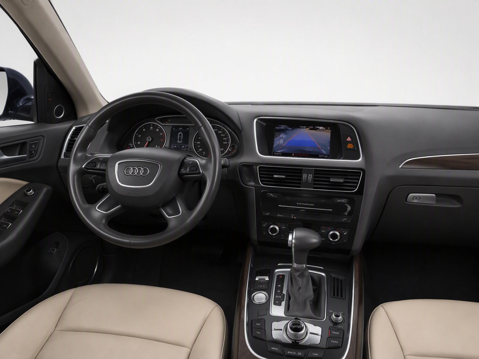 Used 2015 Audi Q5 2.0T Premium Plus w/ Technology Package AWD/4WD image 25