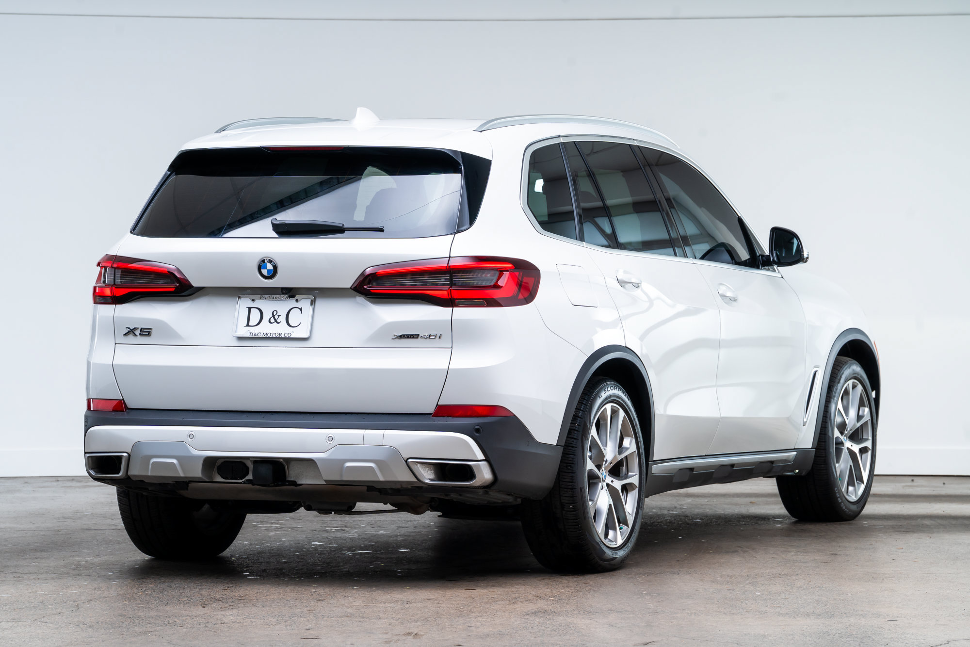 Used 2023 BMW X5 xDrive40i w/ Premium Package AWD/4WD image 6