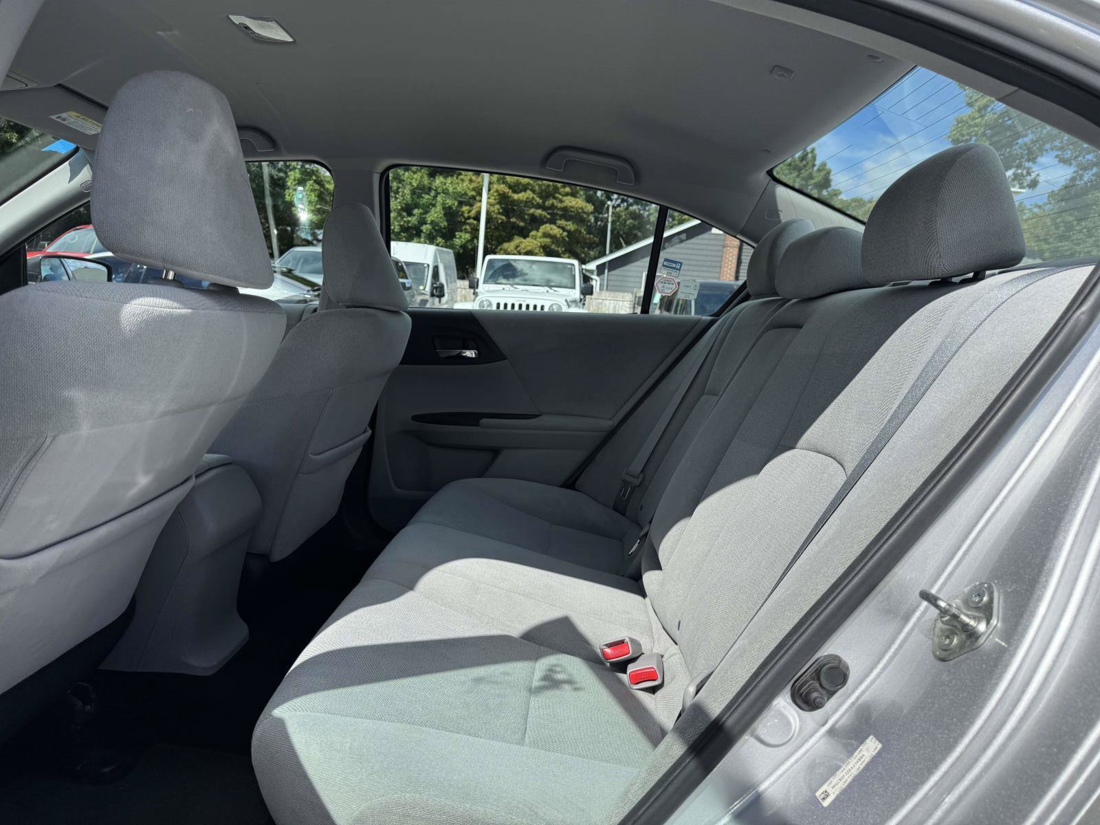 Used 2013 Honda Accord LX image 9