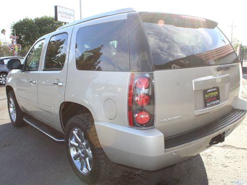 Used 2013 GMC Yukon Denali AWD/4WD image 43
