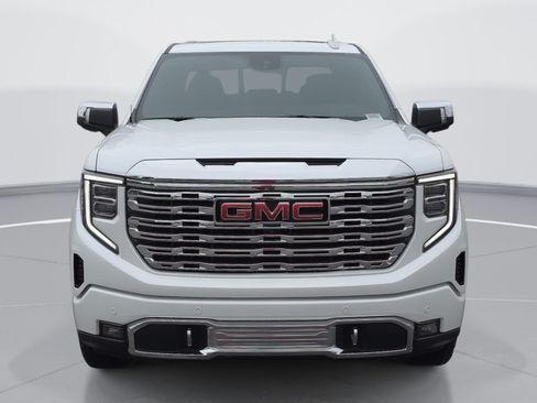 Used 2023 GMC Sierra 1500 Denali AWD/4WD image 8