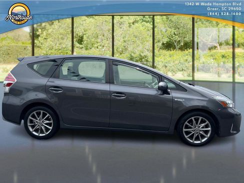 Used 2016 Toyota Prius V Five FWD image 25