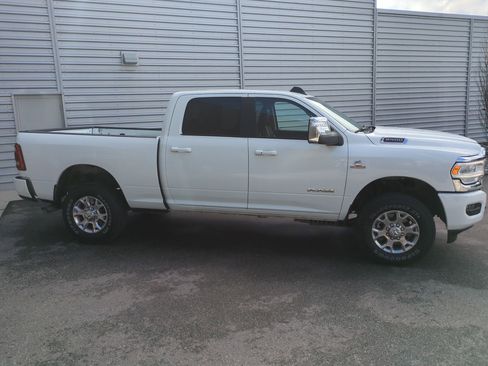 Used 2024 RAM 2500 Laramie image 2