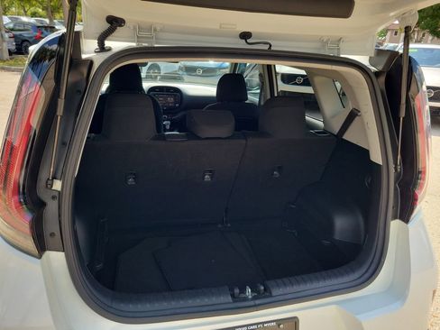 Used 2024 Kia Soul LX w/ Option Group 015 image 14