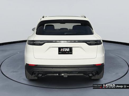 Used 2023 Porsche Cayenne Platinum Edition AWD/4WD image 6