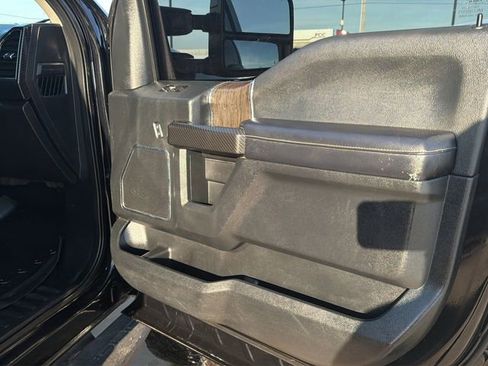 Used 2021 Ford F250 Lariat w/ Lariat Ultimate Package image 12