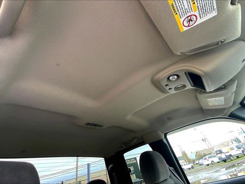 Used 2006 Chevrolet Silverado 2500 LT w/ Onstar Plus Package image 14