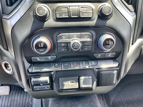 Certified 2021 Chevrolet Silverado 1500 RST AWD/4WD image 17