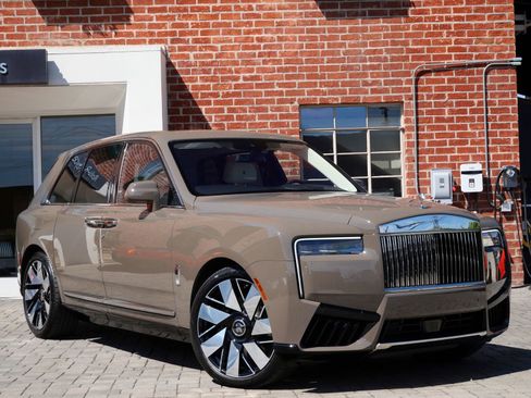 New 2026 Rolls-Royce Cullinan AWD/4WD image 20