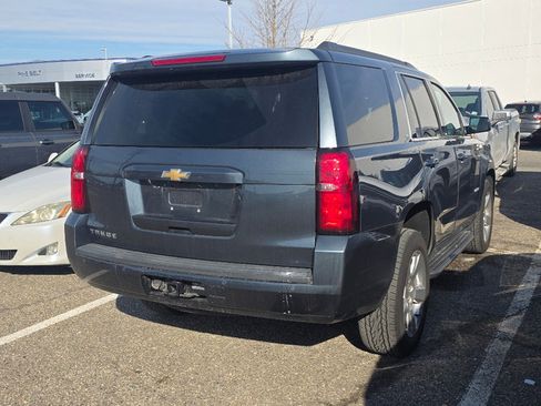 Used 2019 Chevrolet Tahoe LT image 3