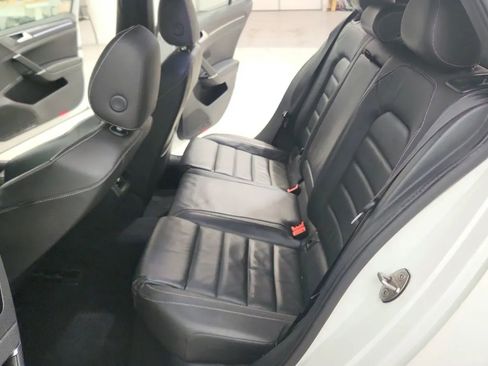 Used 2017 Volkswagen Golf R DCC & Navigation 4Motion image 22