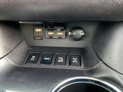 Used 2019 Toyota Highlander Limited Platinum AWD/4WD image 35
