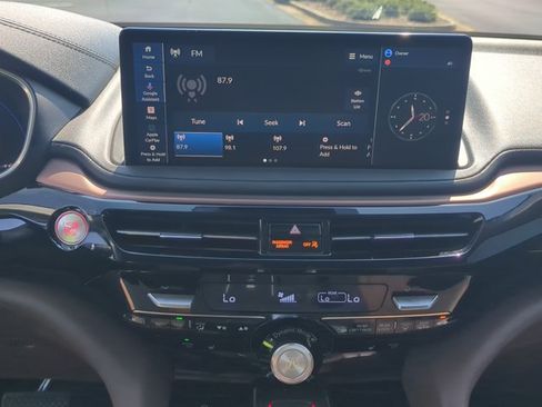 Used 2025 Acura MDX FWD w/ Technology Package image 18