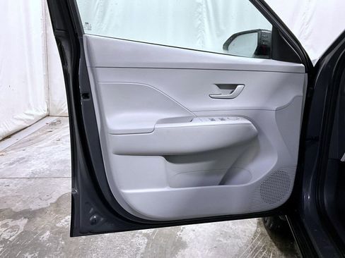 Certified 2026 Hyundai Kona SE image 10