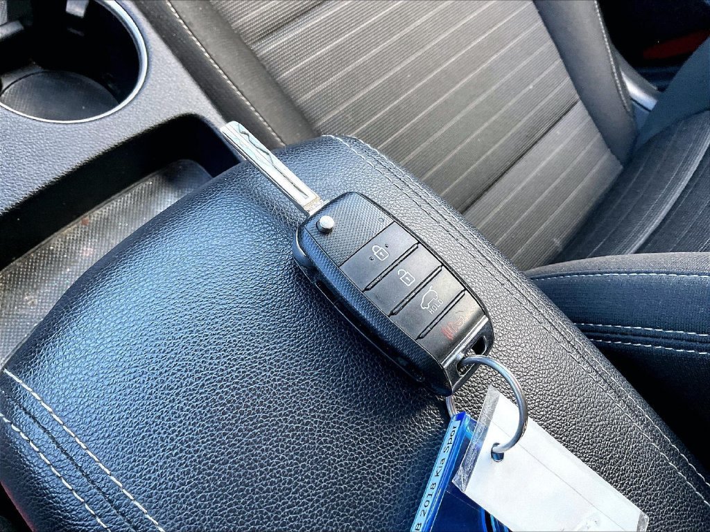Used 2018 Kia Sportage LX AWD/4WD image 27