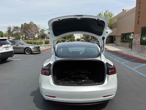 Used 2020 Tesla Model 3 Standard Range Plus image 44