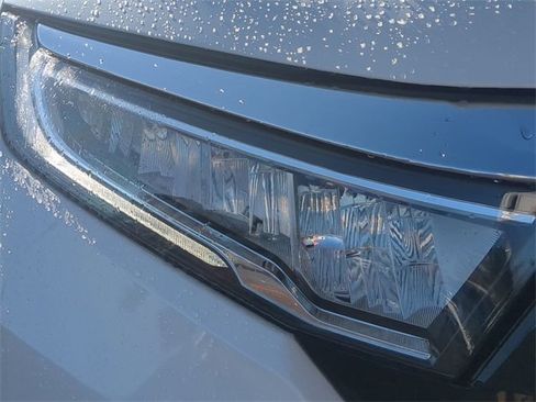 Used 2023 Honda Odyssey Touring image 9