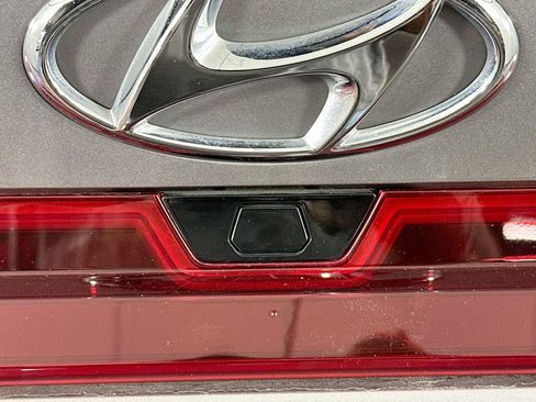 Used 2023 Hyundai Elantra SEL w/ Cargo Package FWD image 29