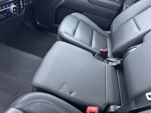 Used 2025 GMC Sierra 1500 SLT image 21