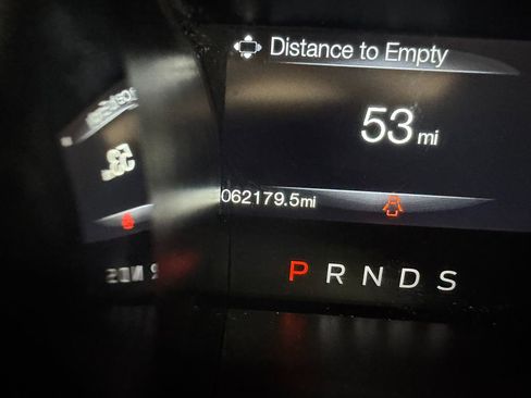 Used 2017 Ford Mustang GT Premium image 32