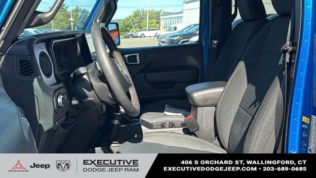 Used 2024 Jeep Wrangler Unlimited AWD/4WD image 10
