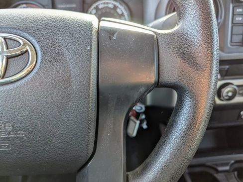 Used 2017 Toyota Tacoma SR image 22