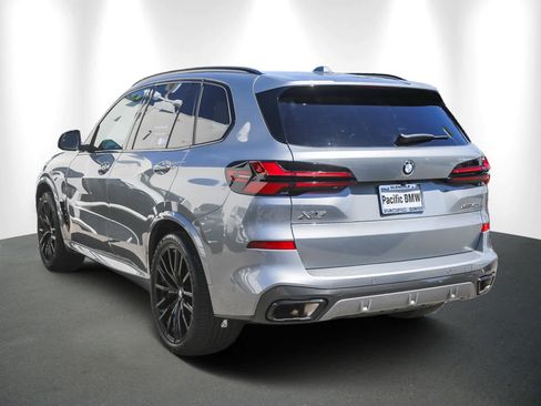 Certified 2025 BMW X5 xDrive40i w/ M Sport Package image 4