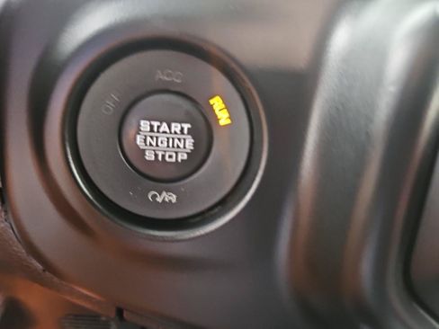 Used 2021 Jeep Gladiator Sport AWD/4WD image 35