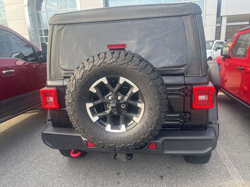 Used 2025 Jeep Wrangler Unlimited Rubicon image 7