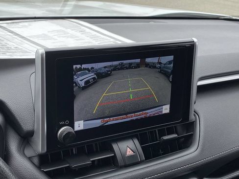 Certified 2025 Toyota RAV4 XLE AWD/4WD image 31