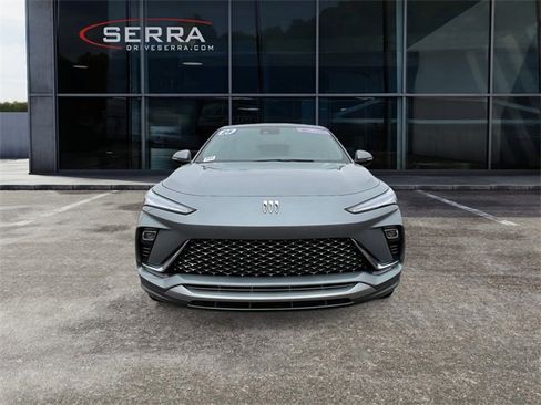 Used 2025 Buick Envista Avenir image 8