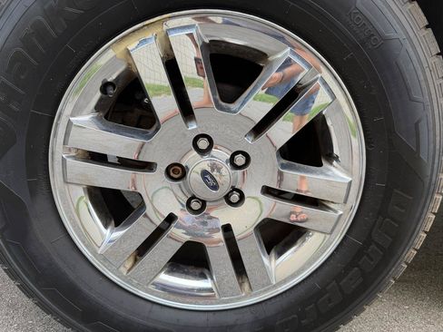 Used 2007 Ford Explorer Sport Trac XLT AWD/4WD image 10