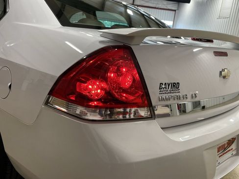 Used 2010 Chevrolet Impala LT w/ Luxury Edition Package FWD image 24