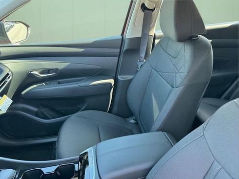 New 2026 Hyundai Tucson SE AWD/4WD image 9